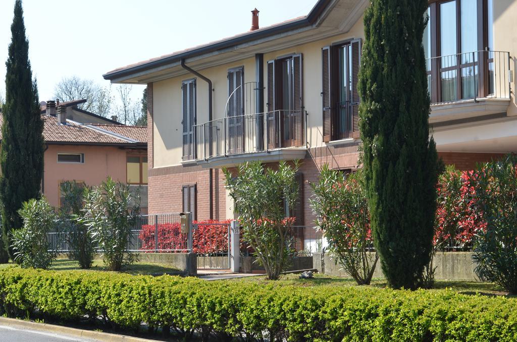 Appartamenti Corte Dei Cipressi Roe Exterior photo